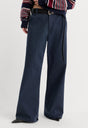 LOW SLUNG BAGGY TROUSER | NEW NAVY-2 | GOOD AMERICAN | MODEL