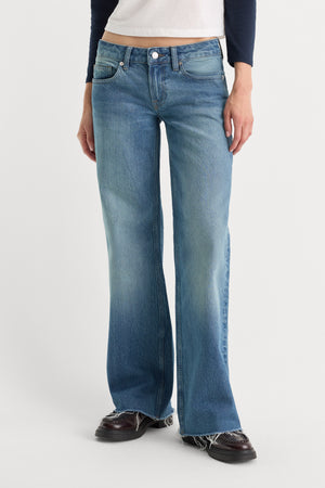 VINTAGE LOW LOOSE JEANS | TROUBLED WATER