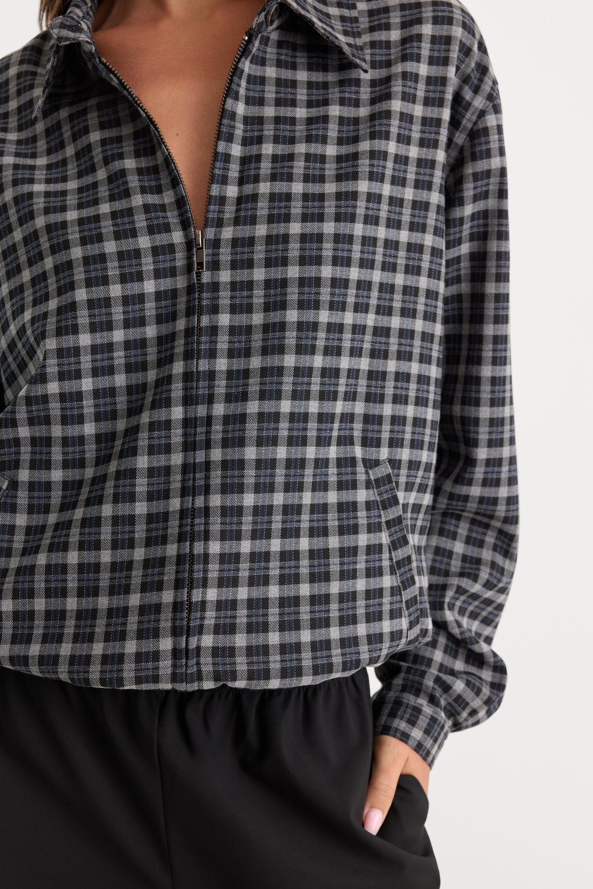 THE LIGHTWEIGHT BOMBER JACKET | CHARCOAL PLAID-2 | GOOD AMERICAN | MODEL_A