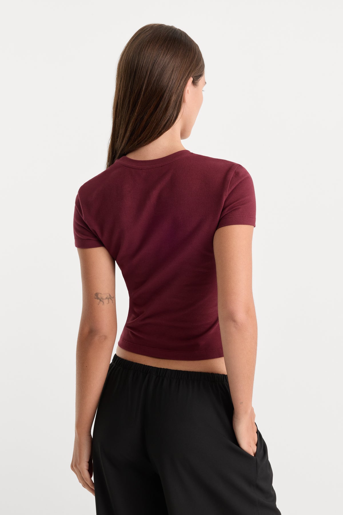THE BABY TEE | BERRY NOIR-4 | GOOD AMERICAN | MODEL_A