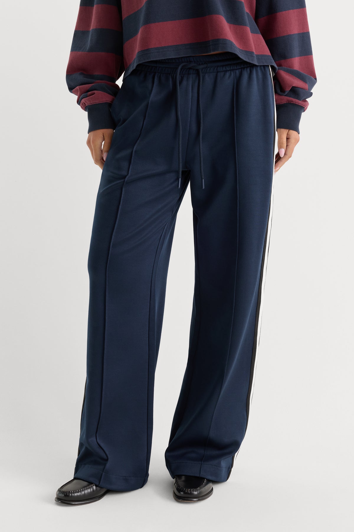 THE TRACK PANT | NEW NAVY-3 | GOOD AMERICAN | MODEL_A