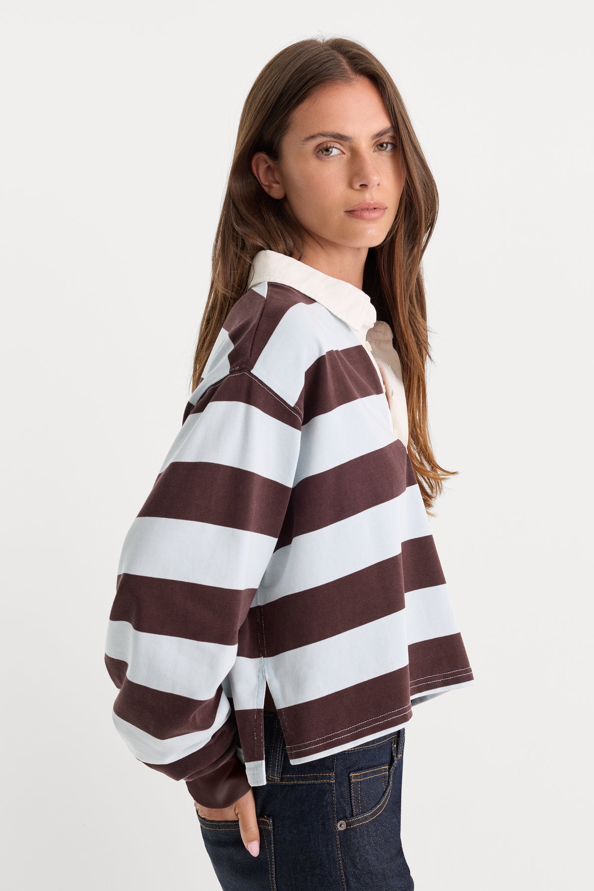 THE CROPPED RUGBY POLO | ESPRESSO SKY BLOCK STRIPE-2 | GOOD AMERICAN | MODEL