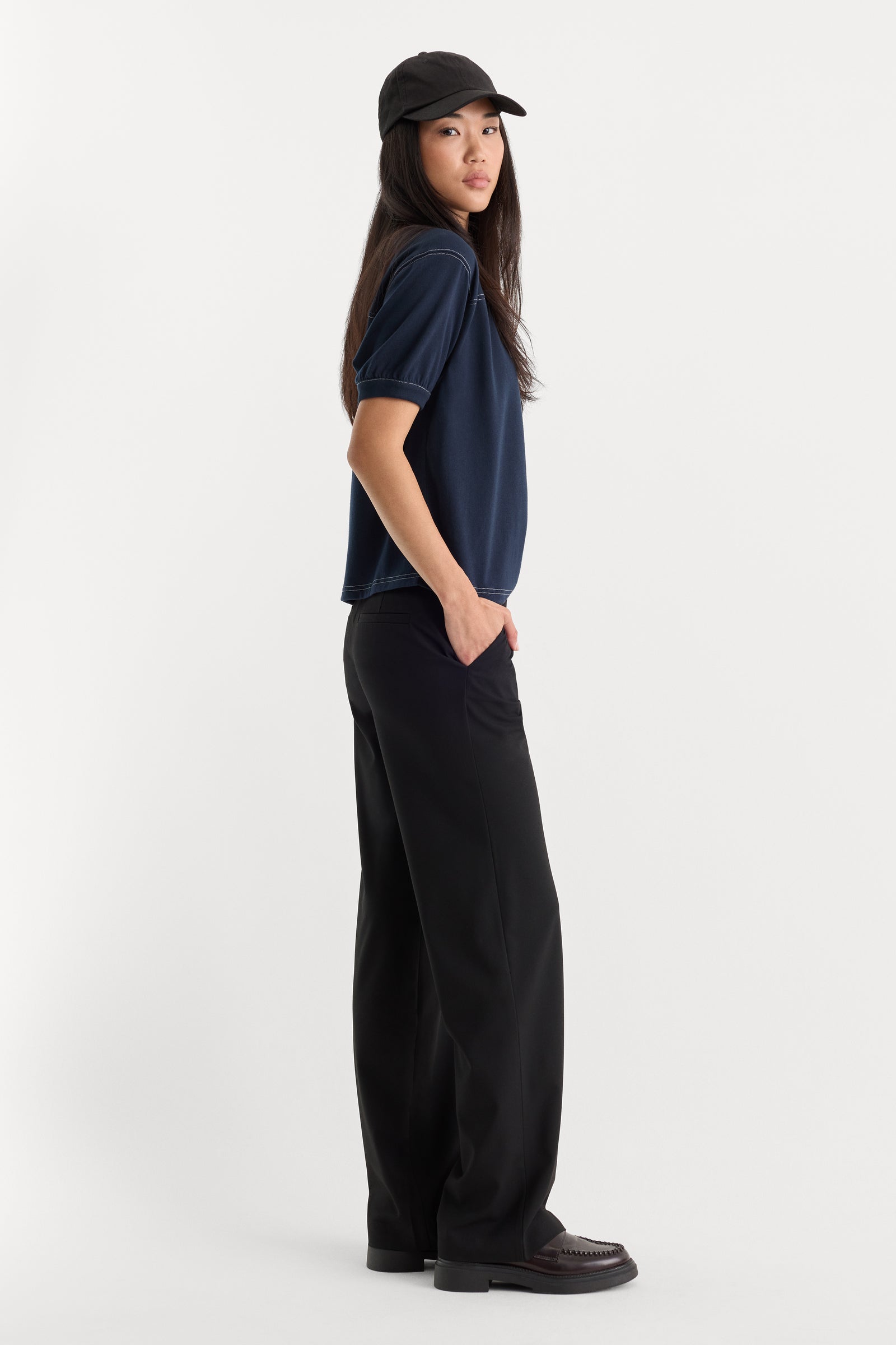 THE LOW RISE STRAIGHT LEG TROUSER | BLACK001