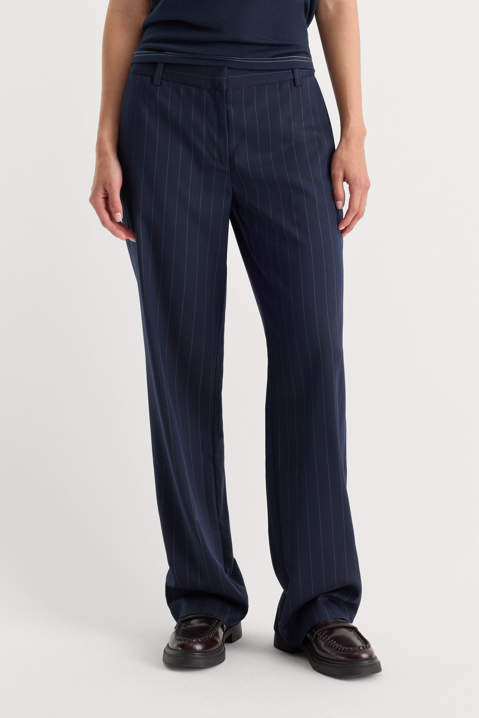 THE LOW RISE STRAIGHT LEG TROUSER | NAVY PINSTRIPE