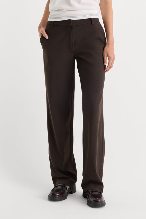 THE LOW RISE STRAIGHT LEG TROUSER | ESPRESSO