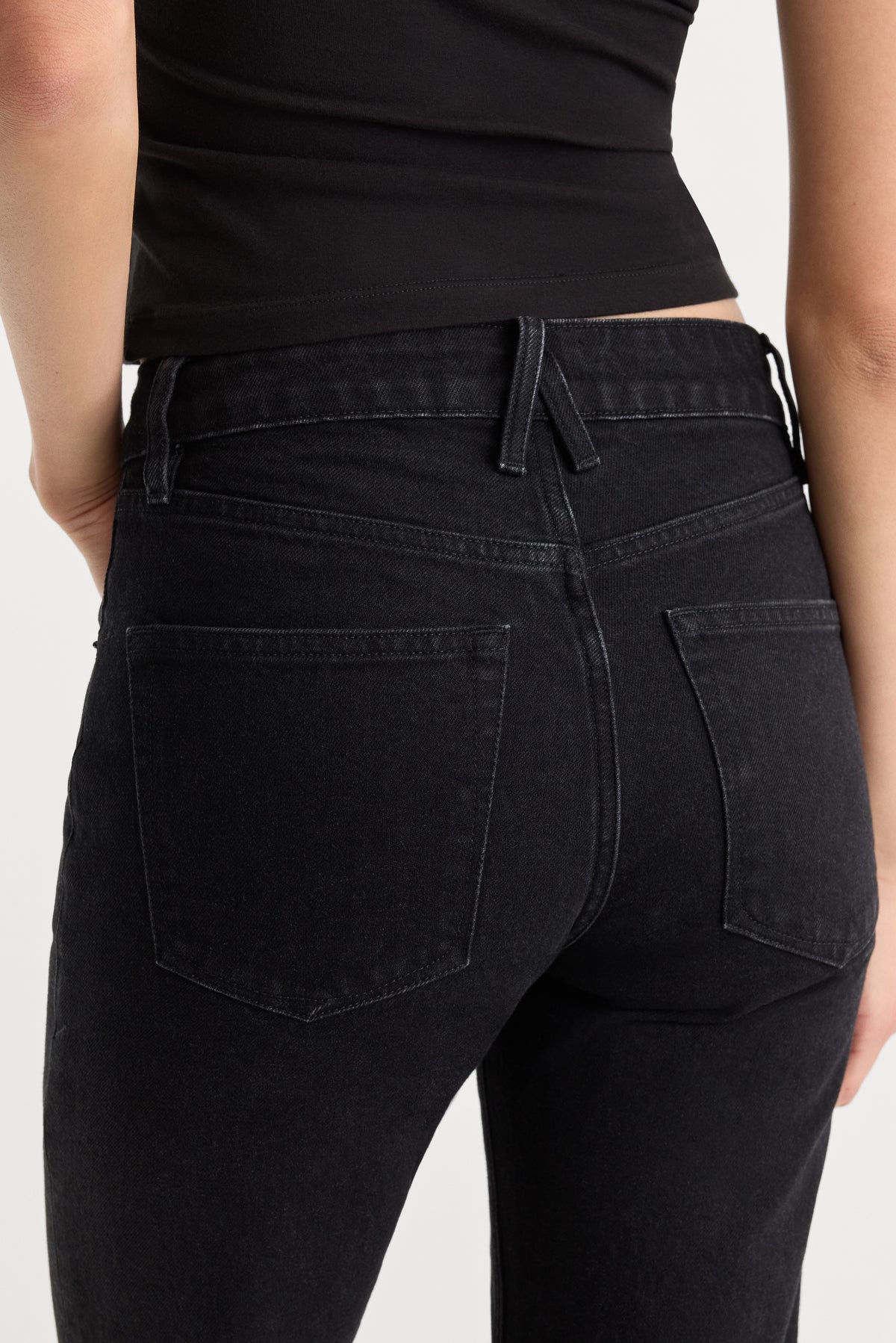 VINTAGE STRAIGHT JEANS | PETRA-6 | GOOD AMERICAN | MODEL_A