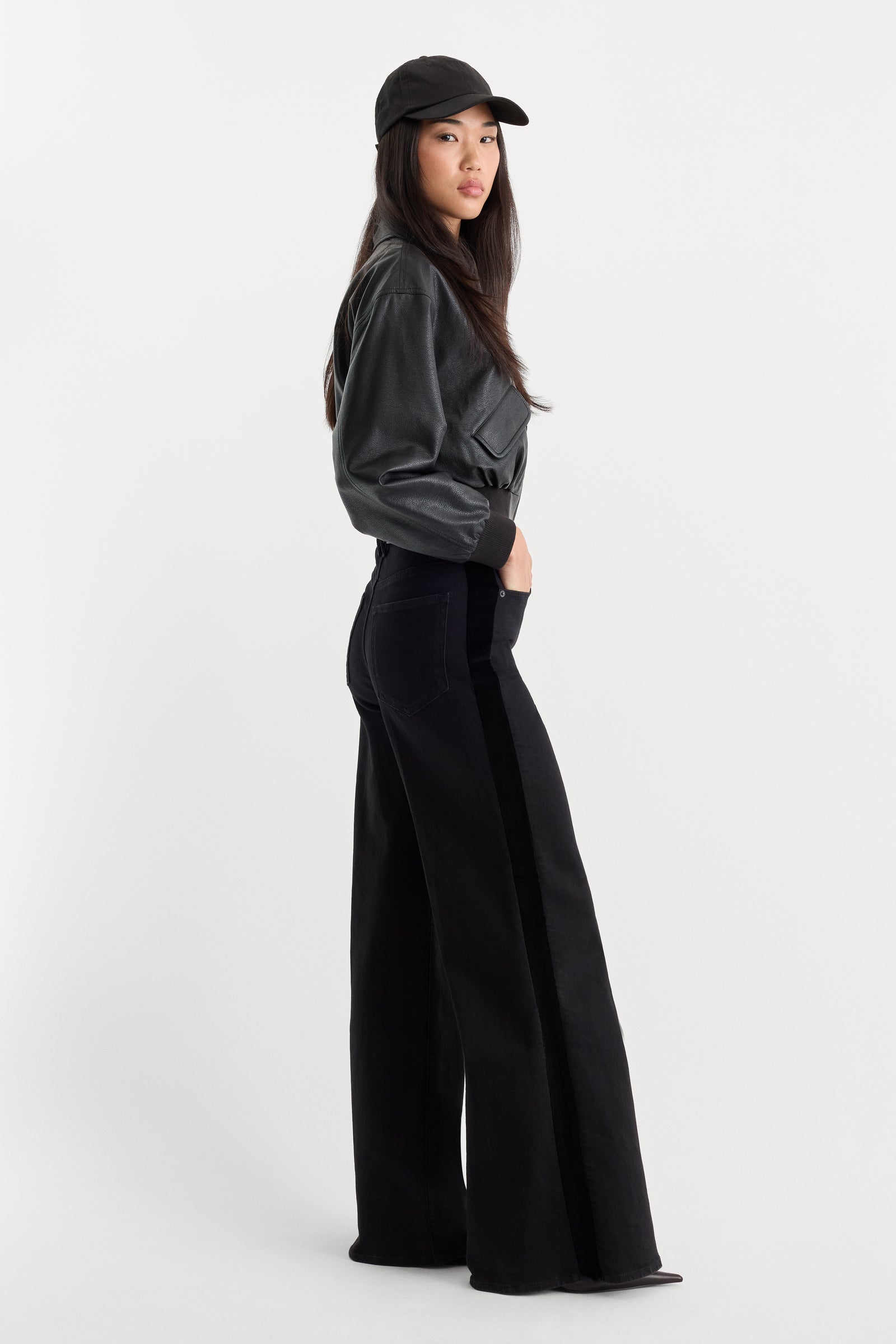 GOOD WAIST PALAZZO JEANS | BLACK001