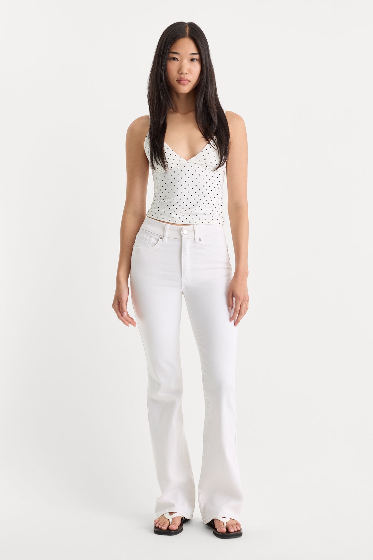 ALWAYS FITS GOOD CLASSIC BOOTCUT JEANS | WHITE-3 | GOOD AMERICAN | MODEL_A