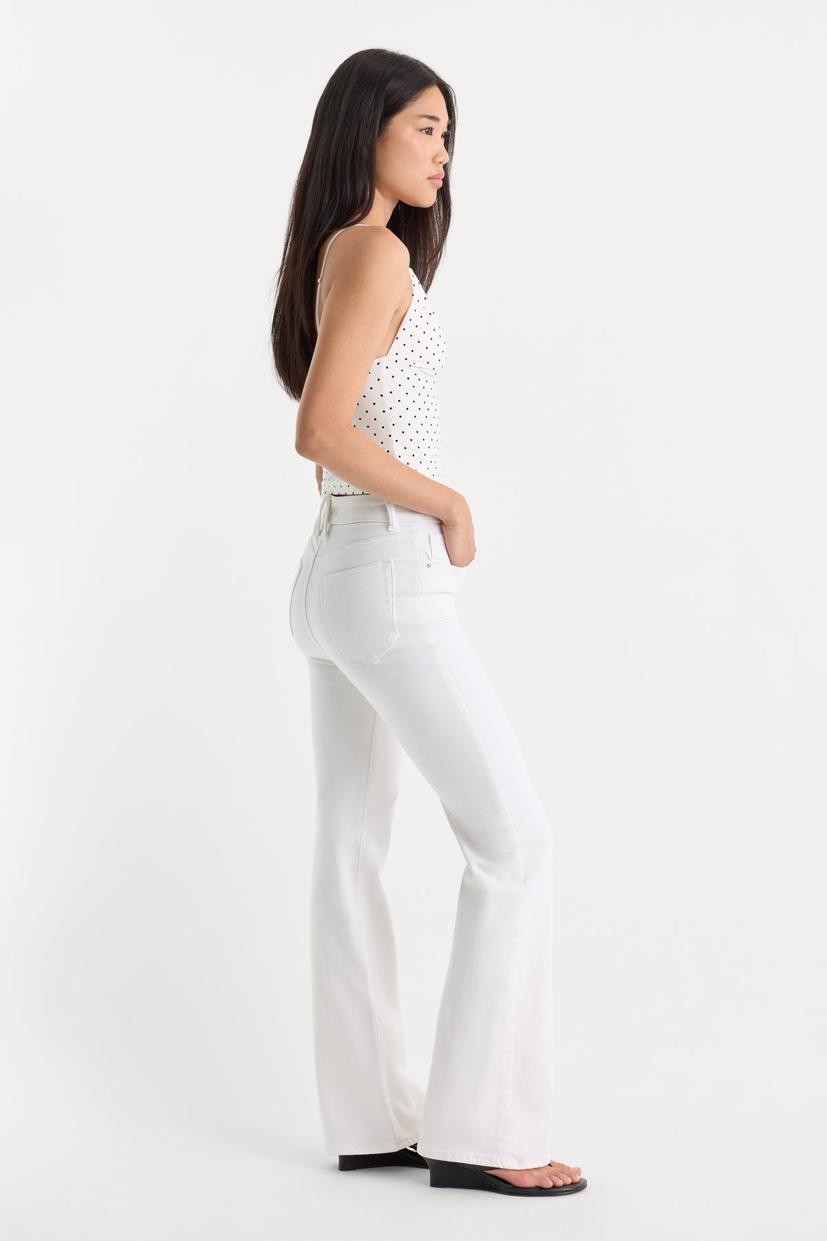 ALWAYS FITS GOOD CLASSIC BOOTCUT JEANS | WHITE-5 | GOOD AMERICAN | MODEL_A