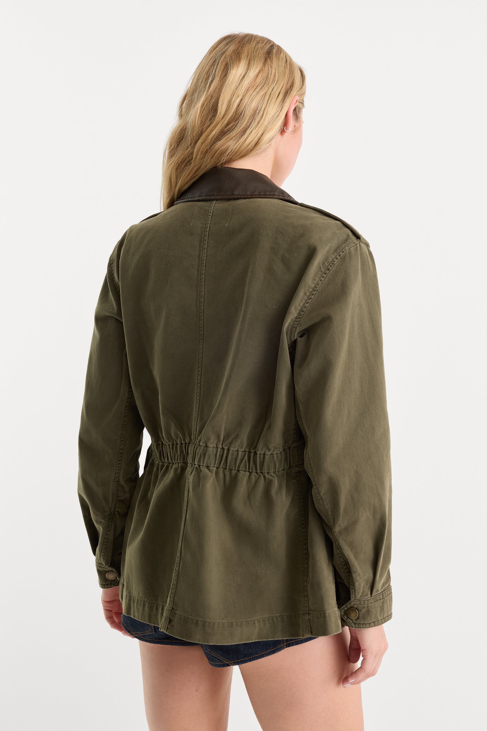 THE FIELD JACKET | TEA BARK