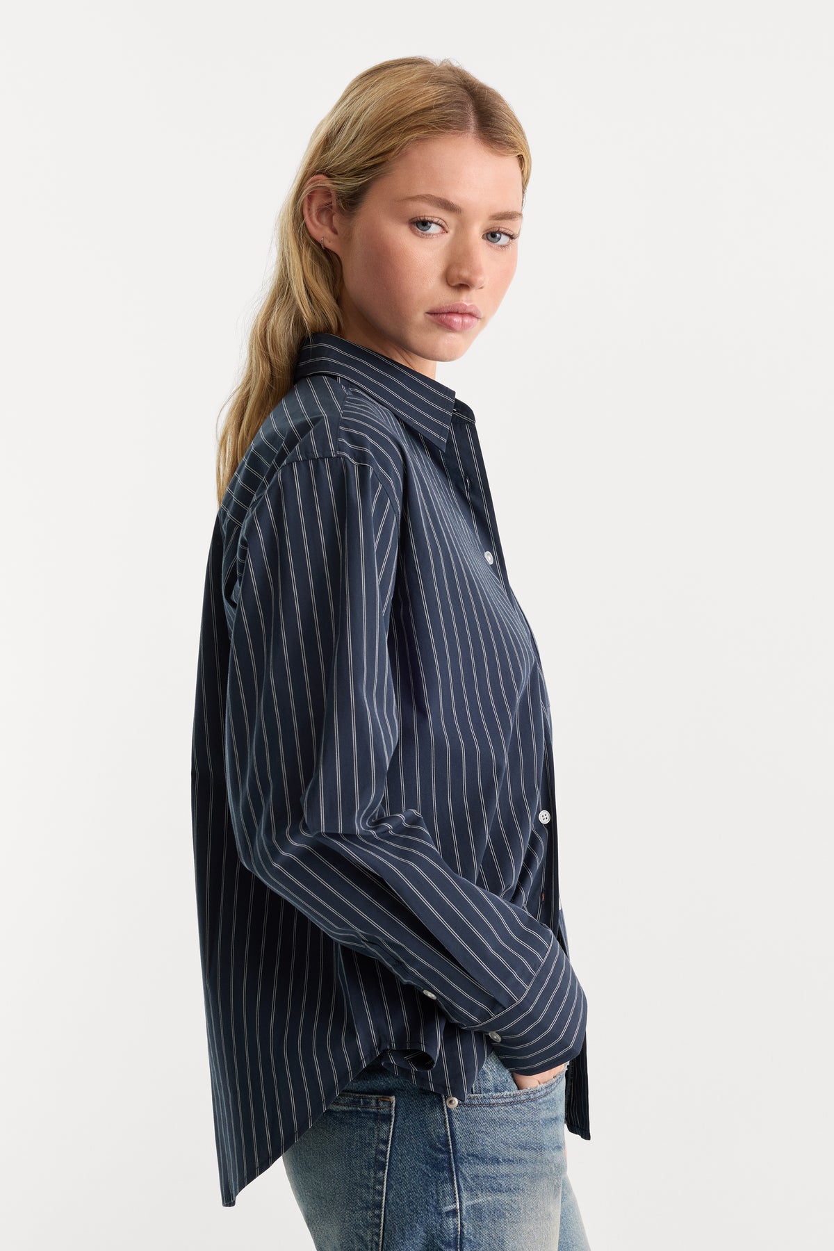 THE POPLIN EASY SHIRT | NAVY STRIPE