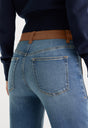 GOOD TRUE STRAIGHT JEANS | CREST-5 | GOOD AMERICAN | MODEL