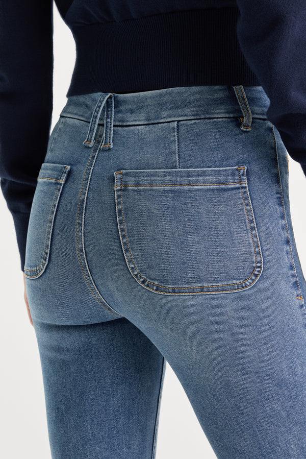 ALWAYS FITS GOOD CLASSIC BOOTCUT JEANS | TAWNY-6 | GOOD AMERICAN | MODEL_A