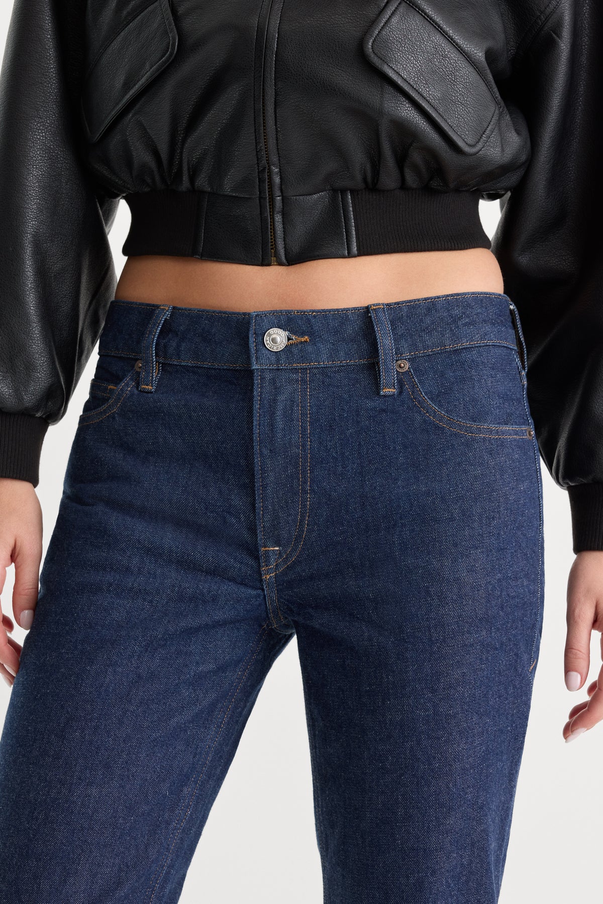 VINTAGE CIGARETTE JEANS | RINSE-4 | GOOD AMERICAN | MODEL_A