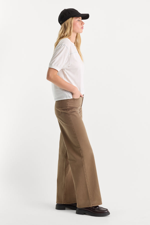 TWILL VINTAGE WIDE | TEA BARK-3 | GOOD AMERICAN | MODEL