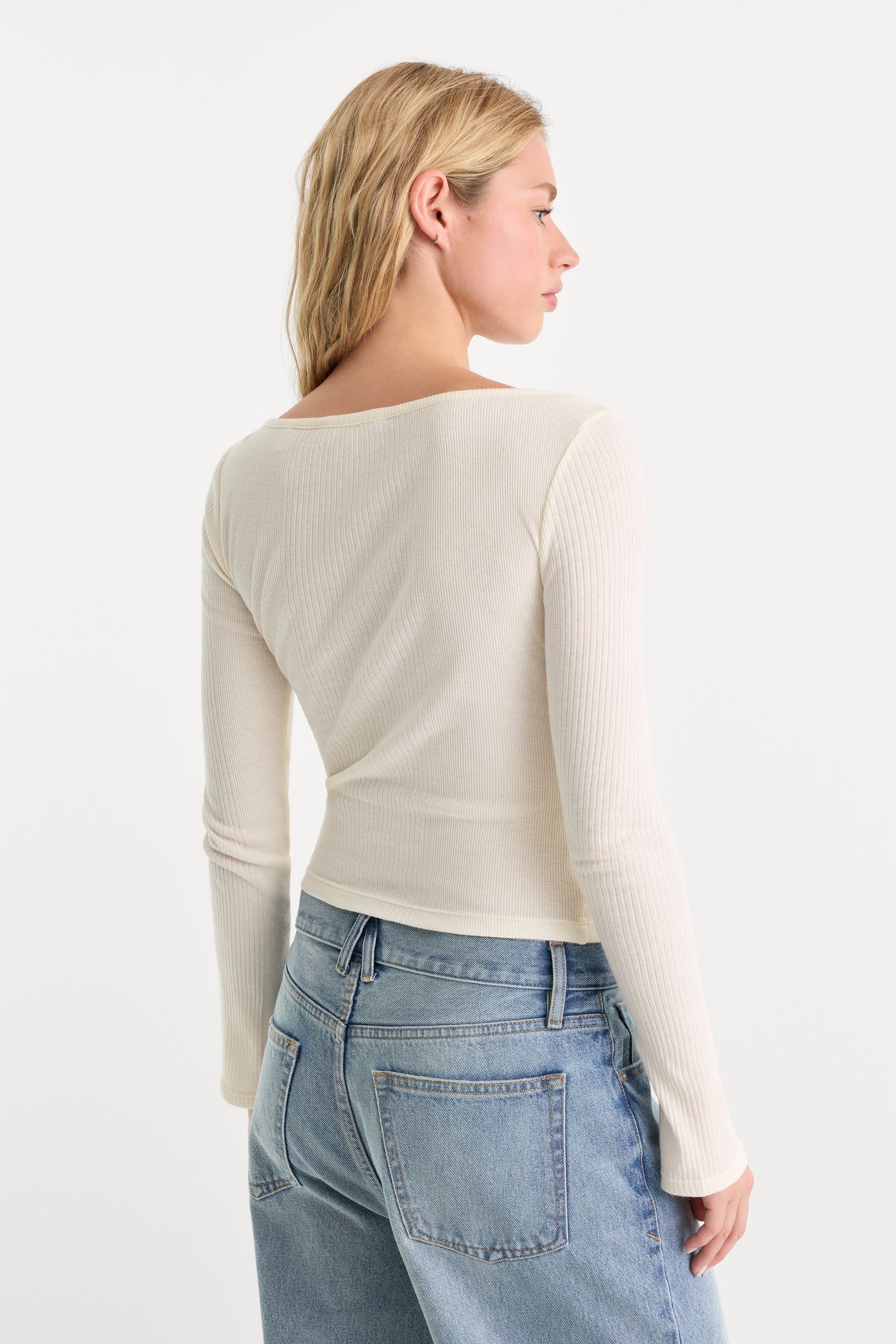 THE VARIEGATED RIB LONG SLEEVE TOP | CHALK