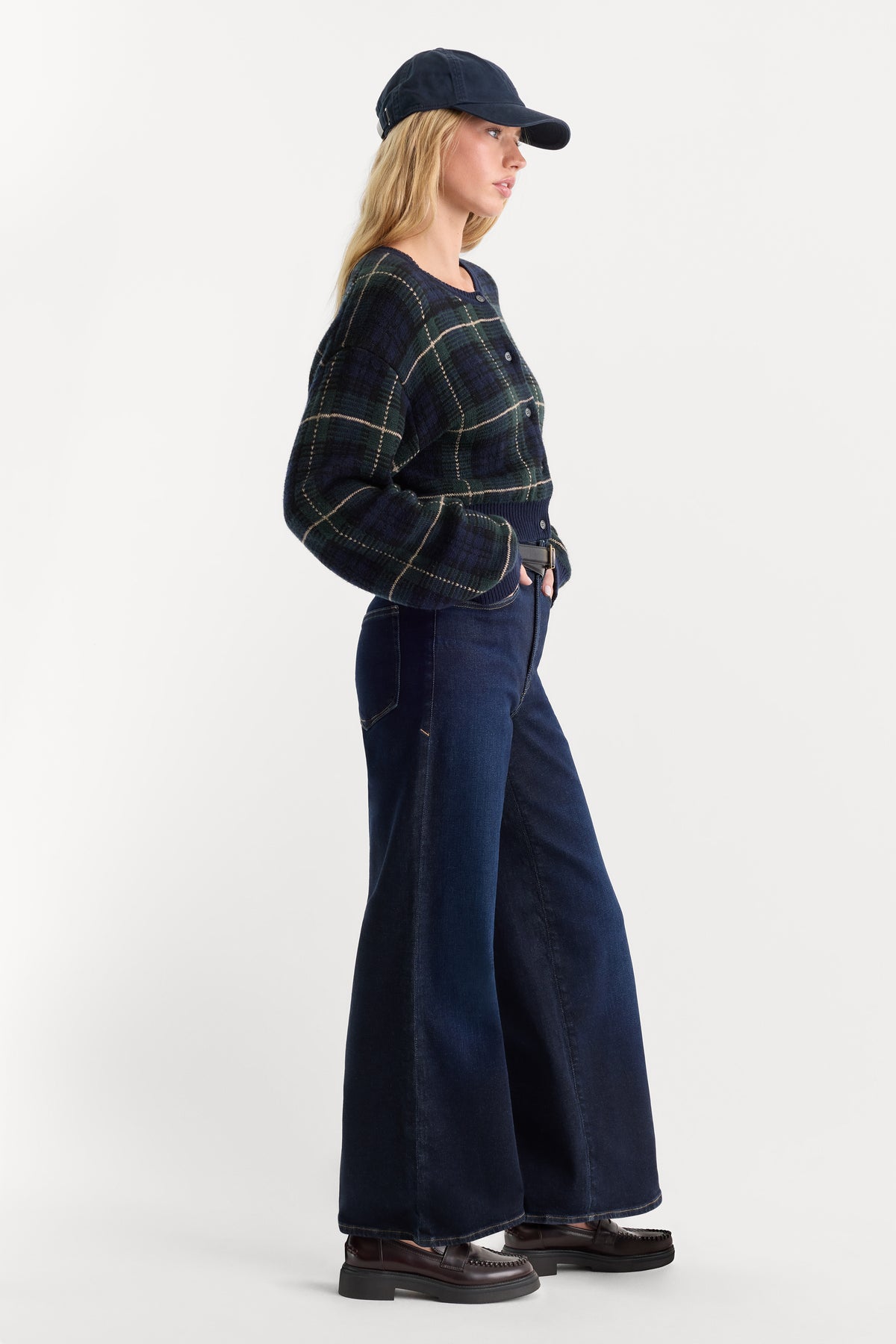 GOOD WAIST PALAZZO ANKLE JEANS | RINSE-5 | GOOD AMERICAN | MODEL