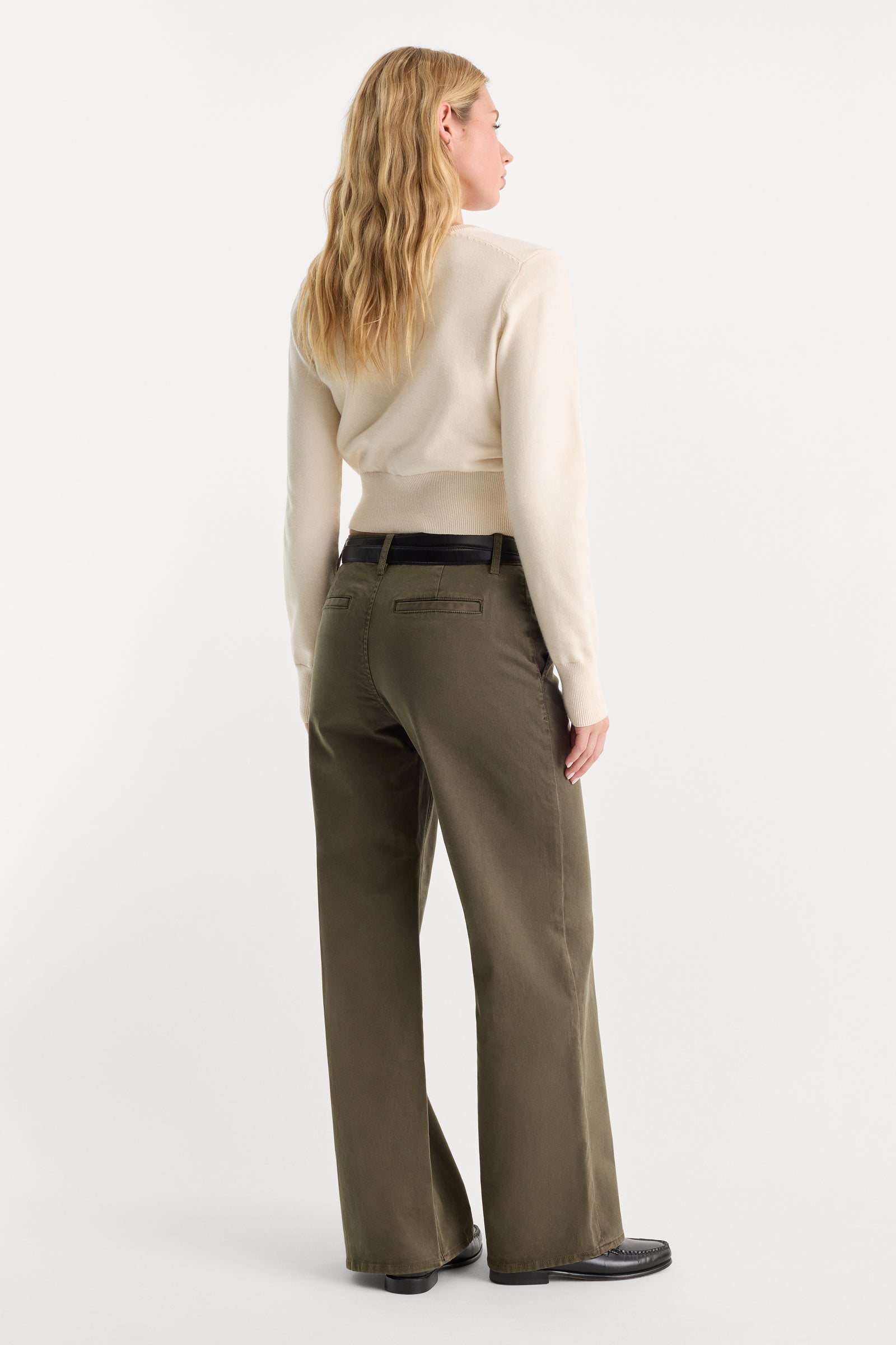 LOW SLUNG BAGGY TROUSER | WASHED FATIGUE GREEN-5 | GOOD AMERICAN | MODEL
