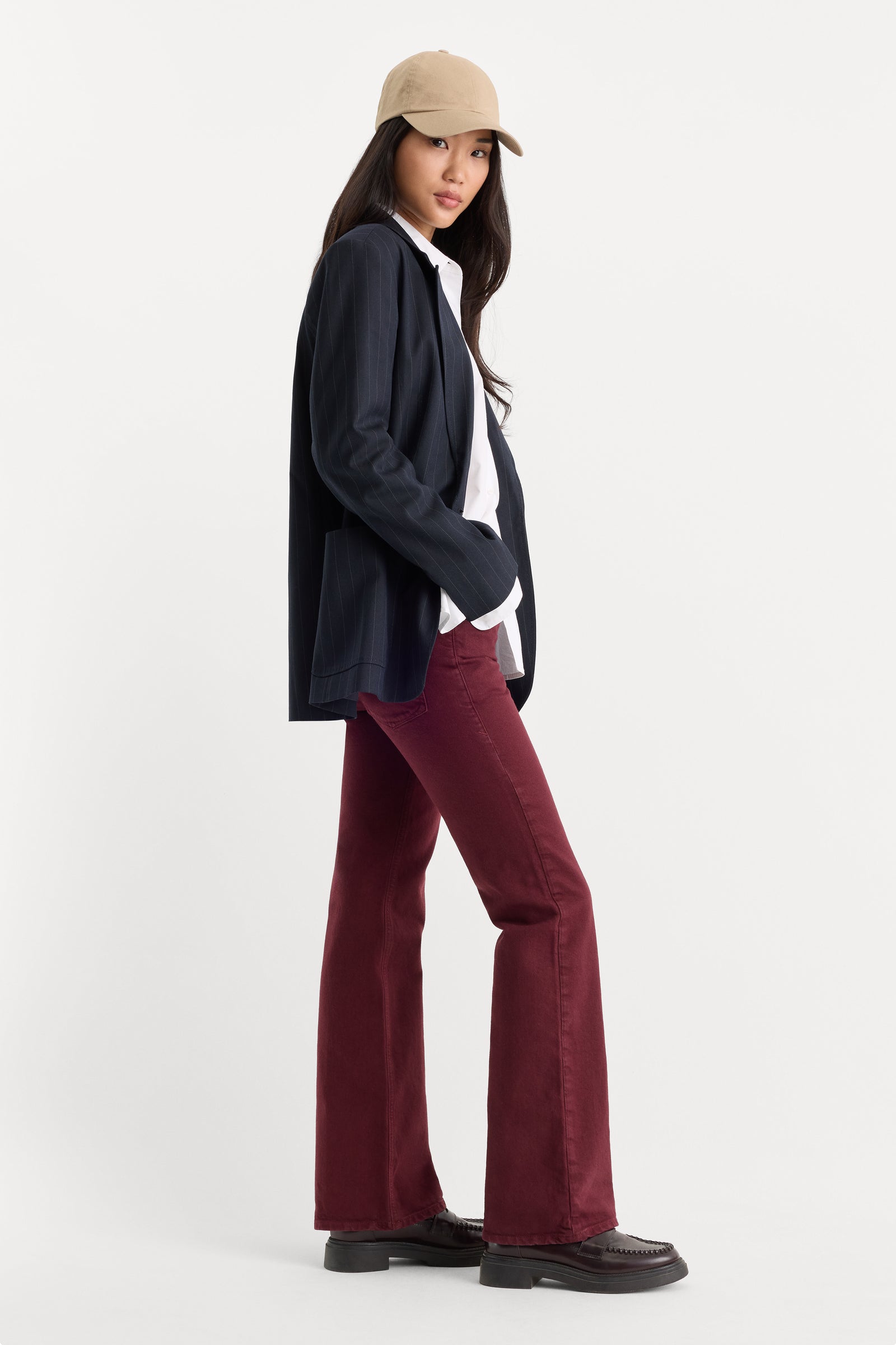 VINTAGE LOW RISE BOOTCUT JEANS | BERRY NOIR