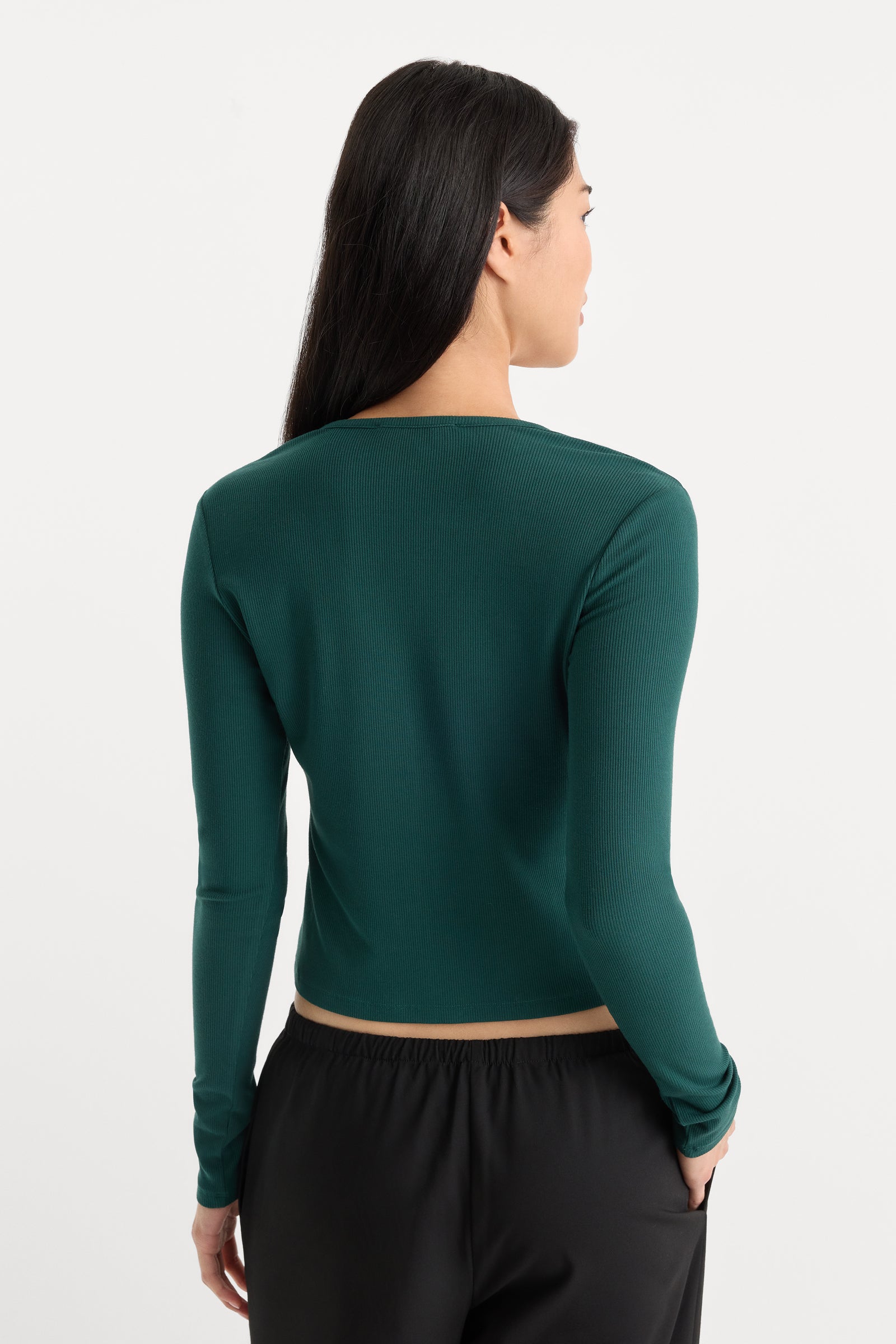 THE RIB V NECK CARDIGAN | FOREST GREEN