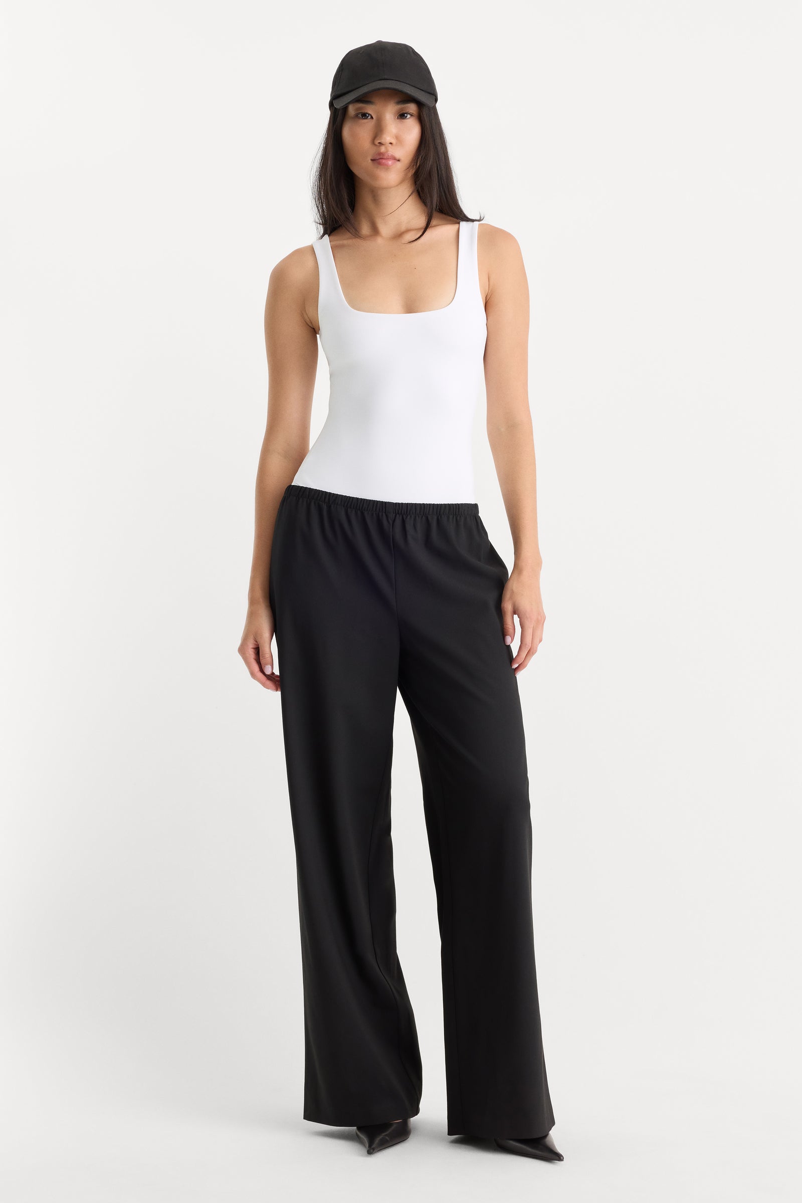 SCULPTING MODERN TANK BODYSUIT | WHITE001