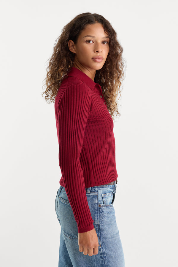 THE RIB POLO SWEATER | SYRAH-3 | GOOD AMERICAN | MODEL_A