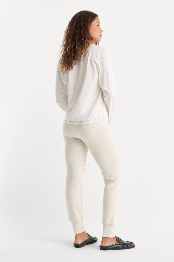 THE FRENCH TERRY BUTTON FRONT LEGGING | OATMEAL HEATHER-5 | GOOD AMERICAN | MODEL