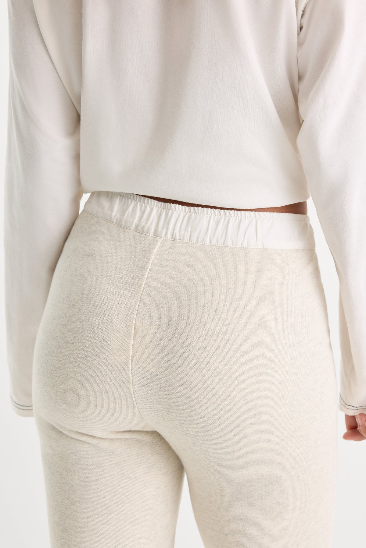 THE FRENCH TERRY BUTTON FRONT LEGGING | OATMEAL HEATHER-6 | GOOD AMERICAN | MODEL