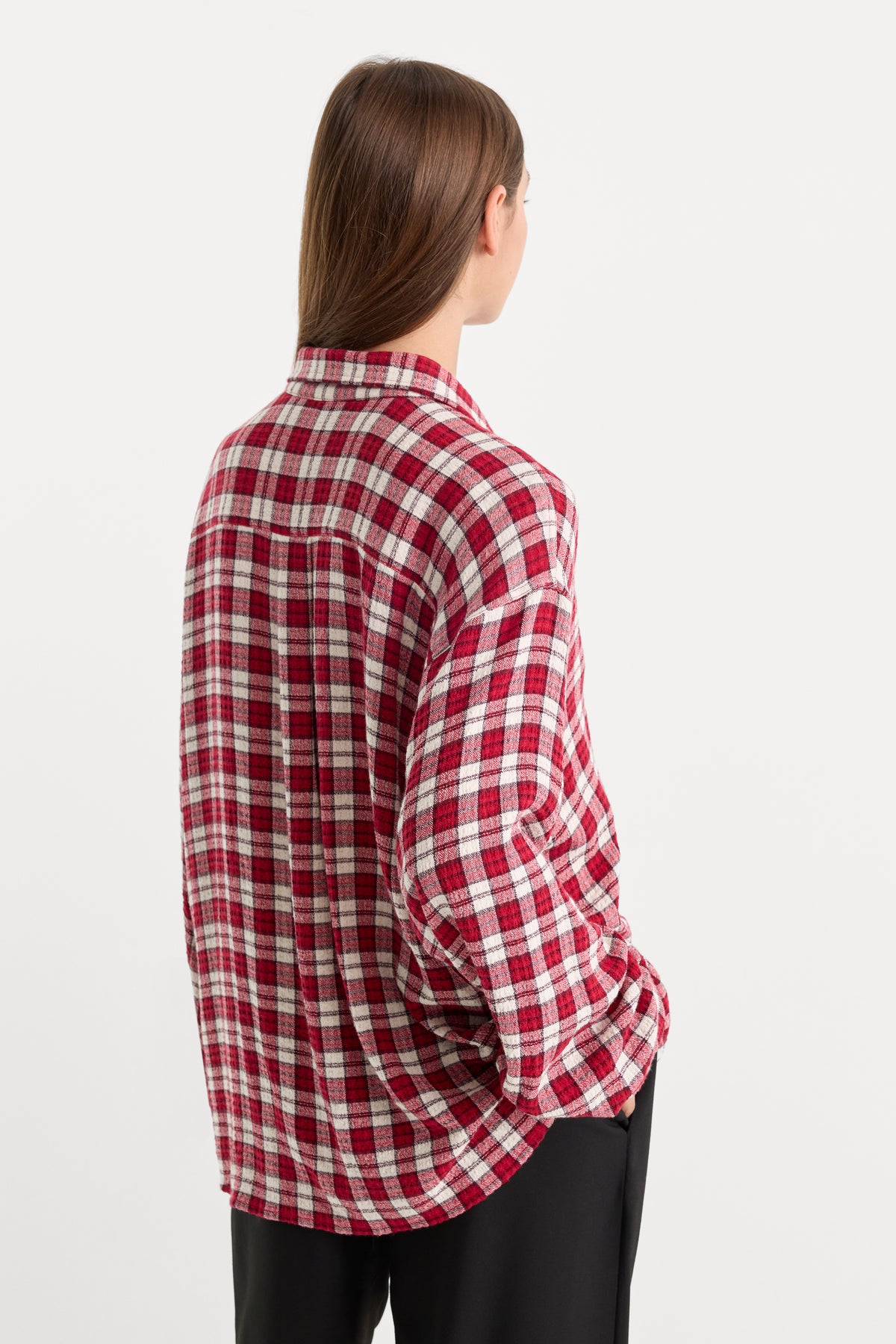 THE CRINKLE EASY SHIRT | CARMINE PLAID