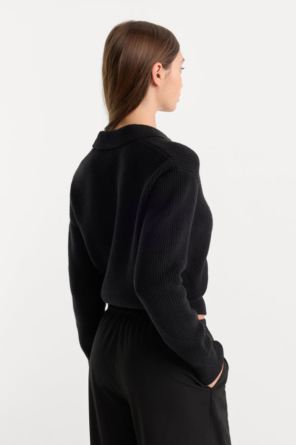 THE ZIP UP POLO CARDIGAN | BLACK001-6 | GOOD AMERICAN | MODEL_A