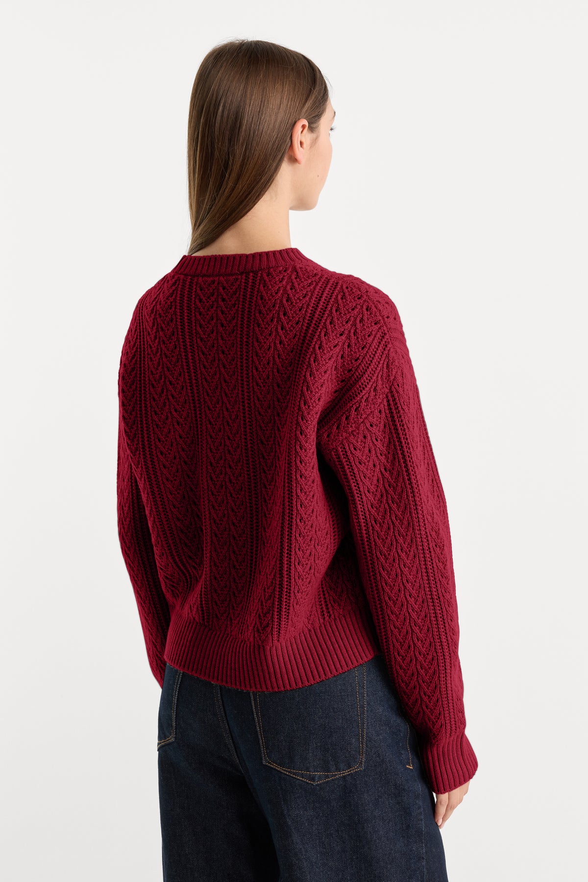 THE OPENWORK CREW SWEATER | SYRAH-4 | GOOD AMERICAN | MODEL_A