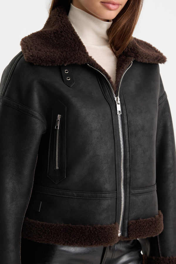 THE FAUX SHEARLING AVIATOR JACKET | BLACK WITH BROWN-2 | GOOD AMERICAN | MODEL_A