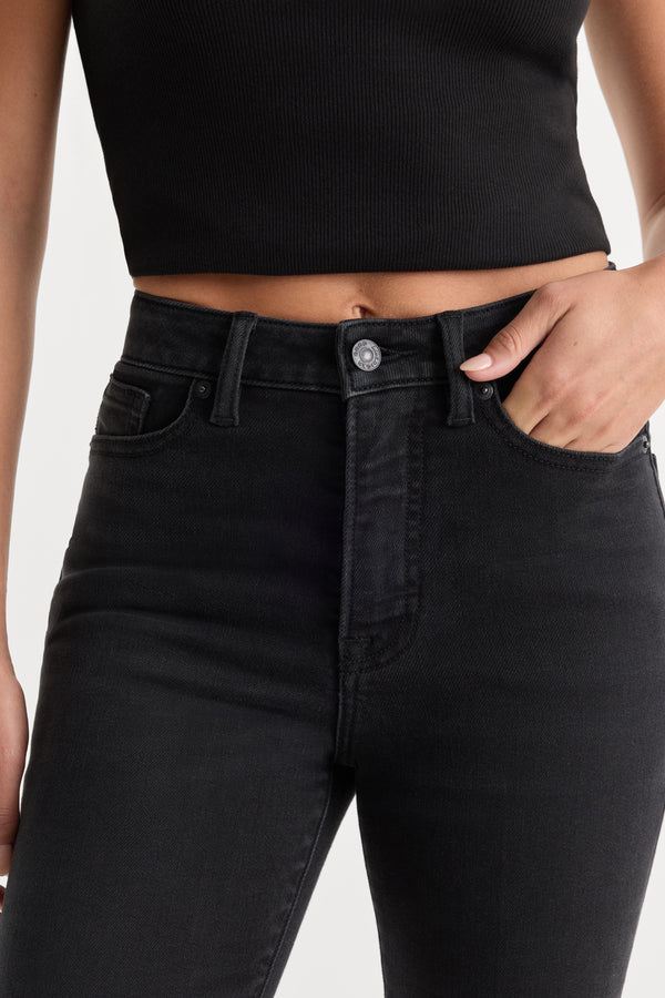 GOOD CLASSIC BOOTCUT JEANS | NOVA-3 | GOOD AMERICAN | MODEL_A