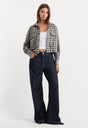 THE PATCH POCKET SHIRT | TAN PLAID-4 | GOOD AMERICAN | MODEL