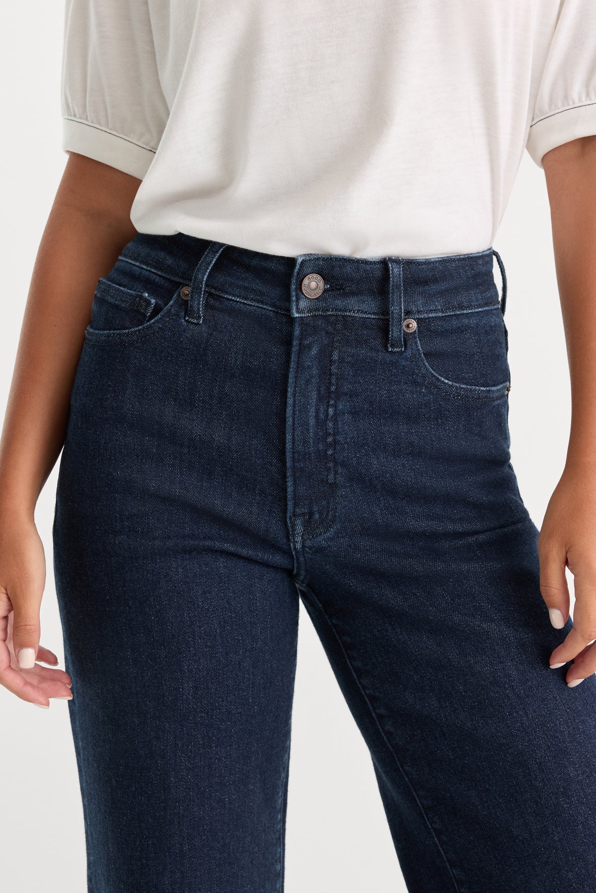 GOOD WAIST PALAZZO JEANS | INDIGO1153-4 | GOOD AMERICAN | MODEL_A