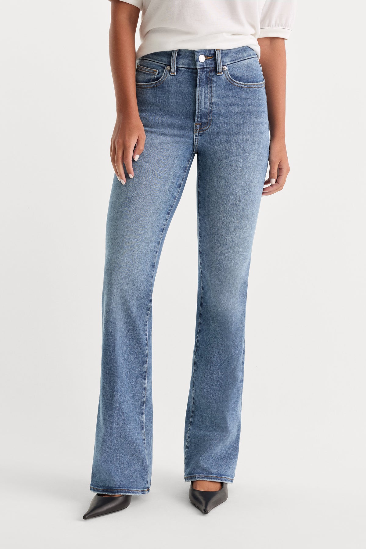 ALWAYS FITS GOOD CLASSIC BOOTCUT JEANS | INDIGO316-4 | GOOD AMERICAN | MODEL_A