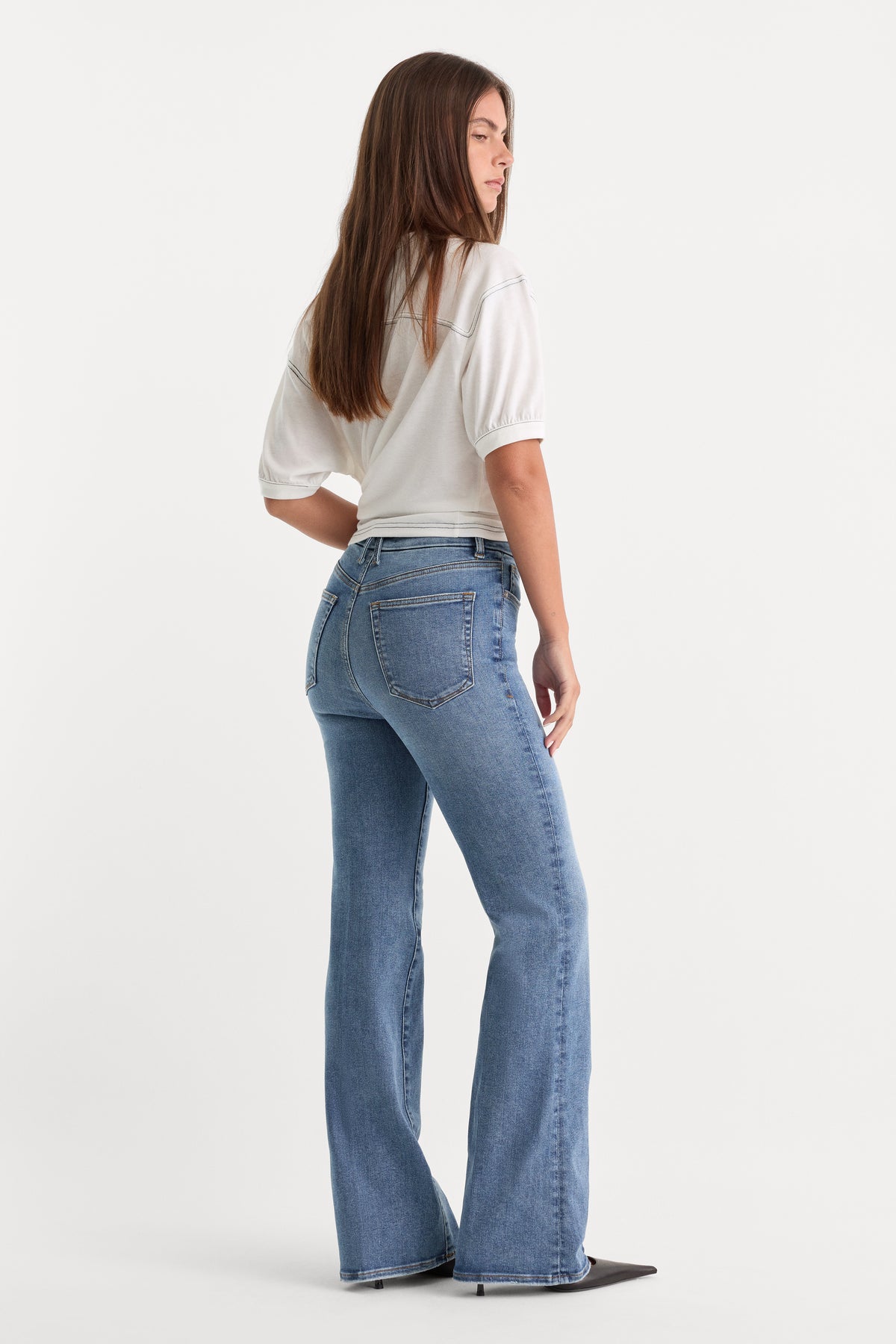 ALWAYS FITS GOOD CLASSIC BOOTCUT JEANS | INDIGO316-7 | GOOD AMERICAN | MODEL_A