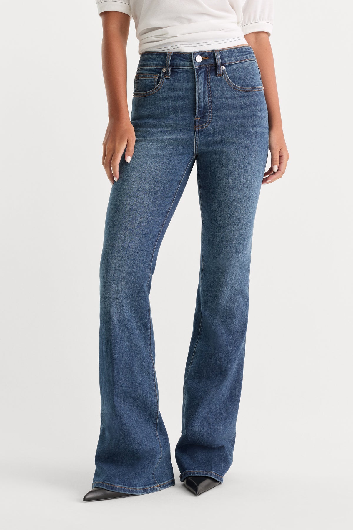 GOOD PETITE FLARE JEANS | BLUE004