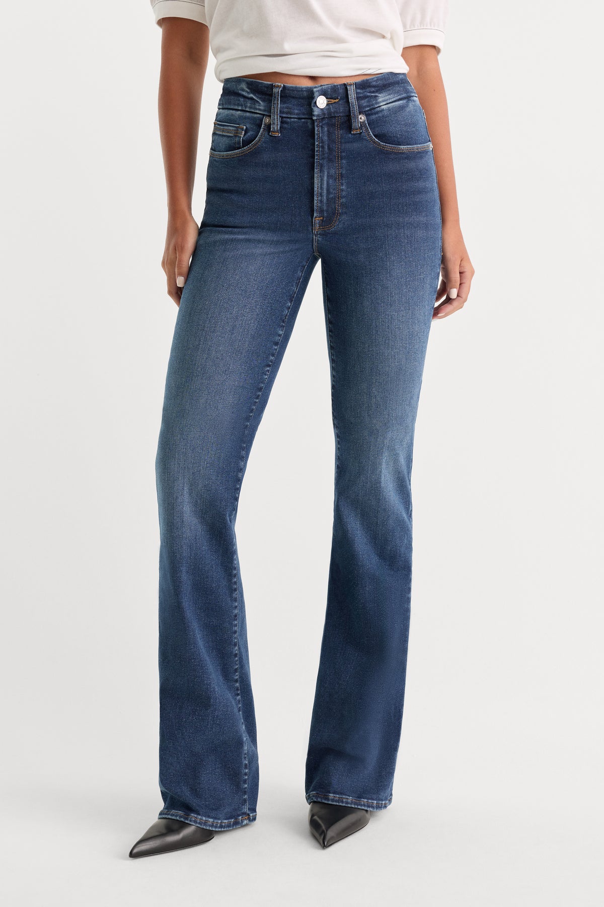ALWAYS FITS GOOD PETITE BOOTCUT JEANS | INDIGO446