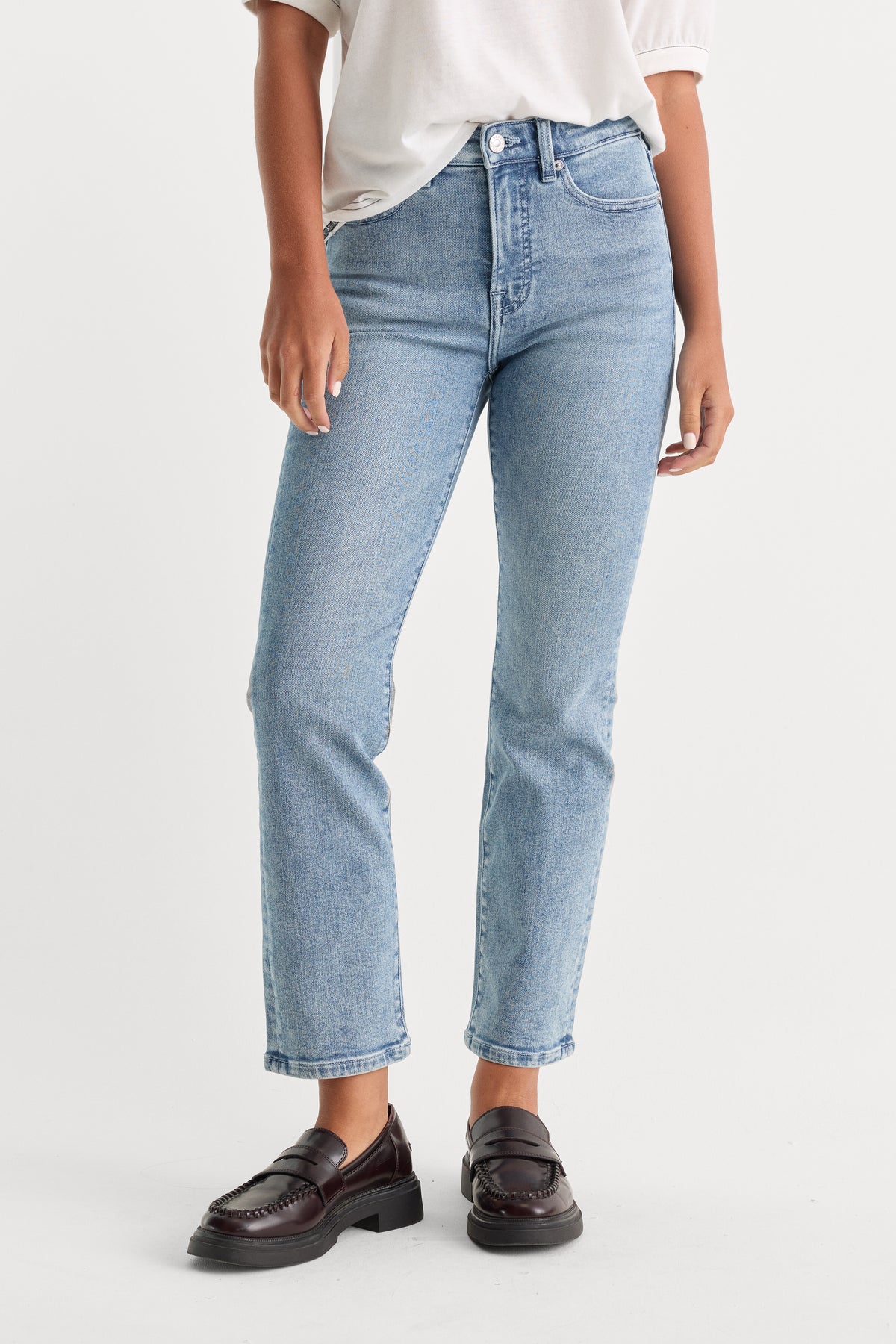 GOOD LEGS STRAIGHT JEANS | INDIGO1154-3 | GOOD AMERICAN | MODEL_A