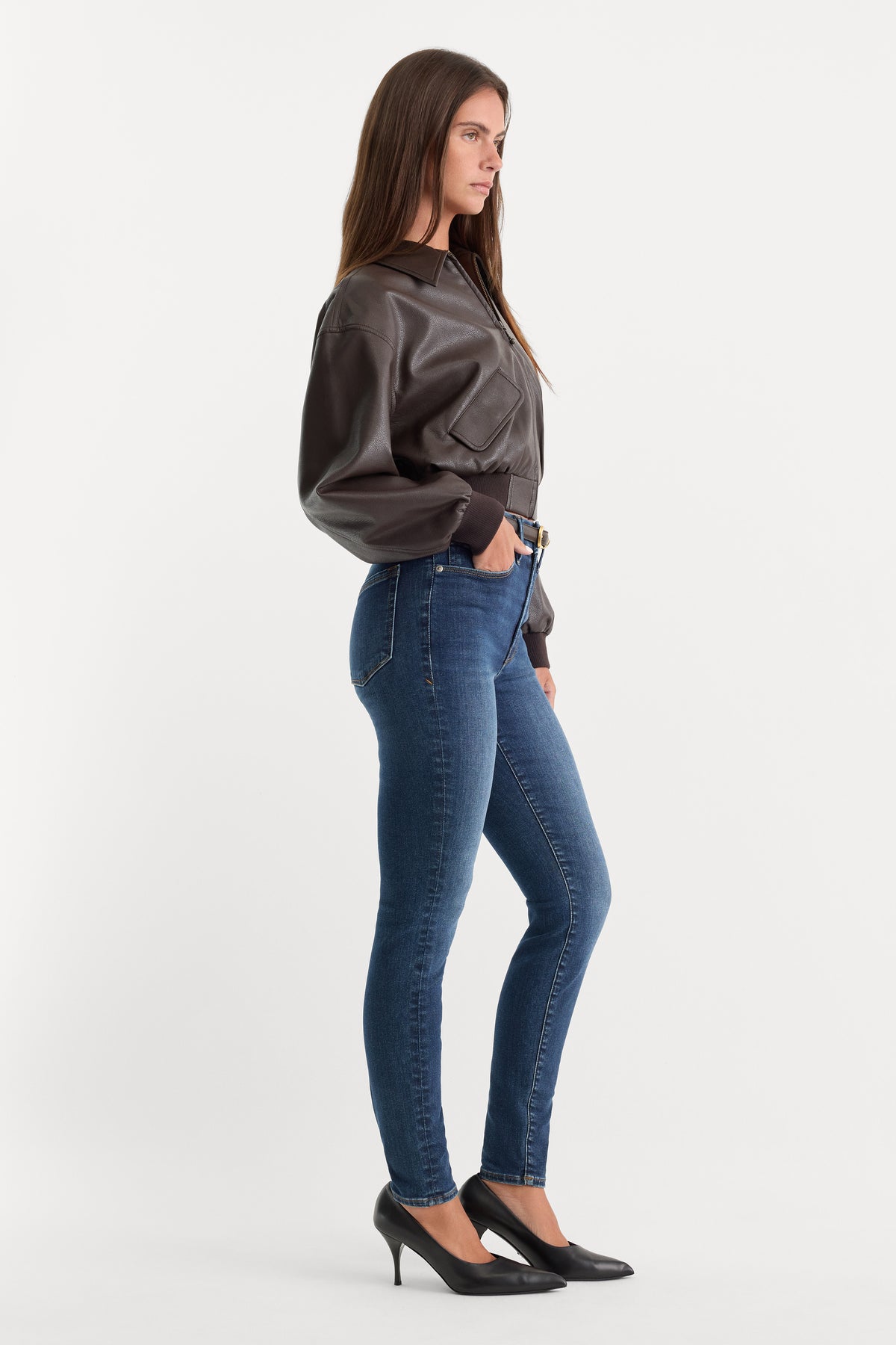 ALWAYS FITS GOOD LEGS SKINNY JEANS | INDIGO446-5 | GOOD AMERICAN | MODEL_A