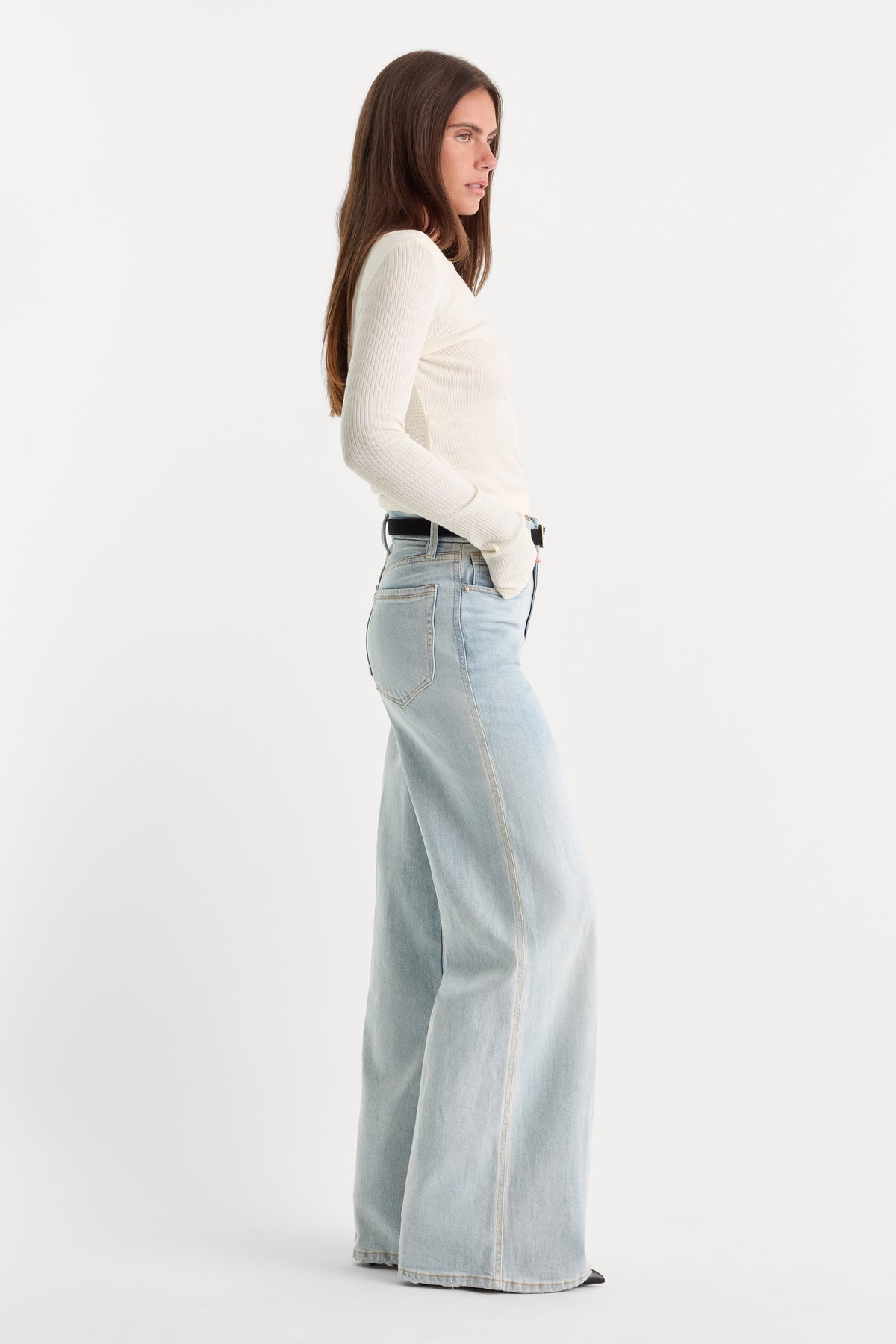 GOOD SKATE WIDE LEG JEANS | INDIGO634-3 | GOOD AMERICAN | MODEL