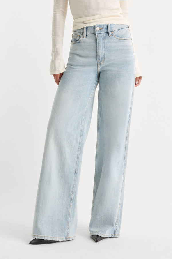 GOOD SKATE WIDE LEG JEANS | INDIGO634-2 | GOOD AMERICAN | MODEL