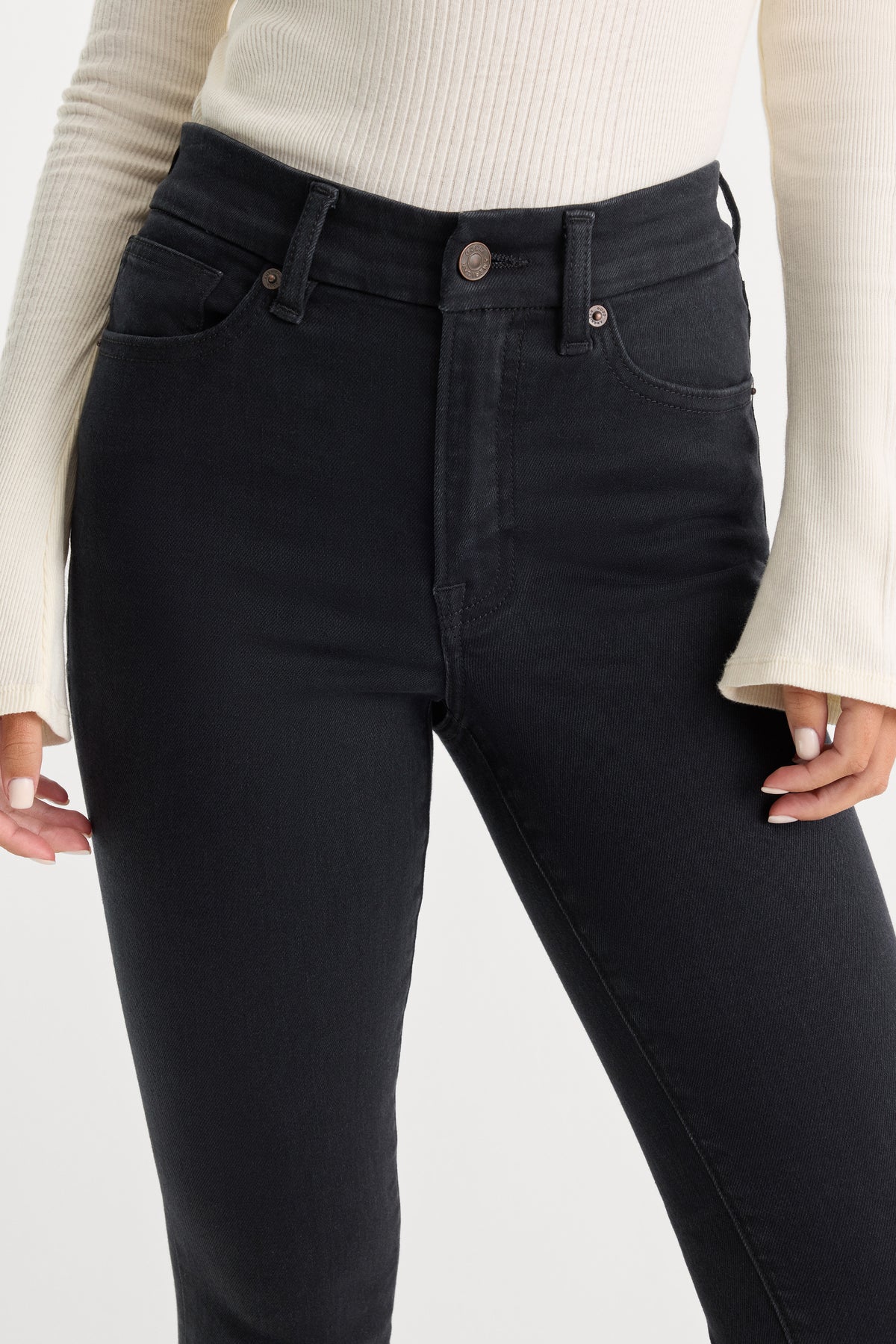ALWAYS FITS GOOD LEGS SKINNY JEANS | BLACK165-5 | GOOD AMERICAN | MODEL_A