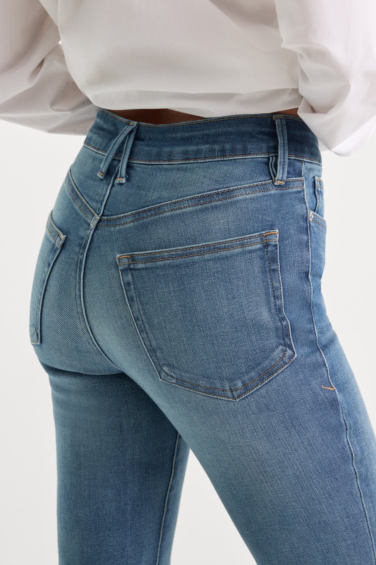 SOFT TECH GOOD CLASSIC BOOTCUT JEANS|INDIGO863-6 | GOOD AMERICAN | MODEL_A