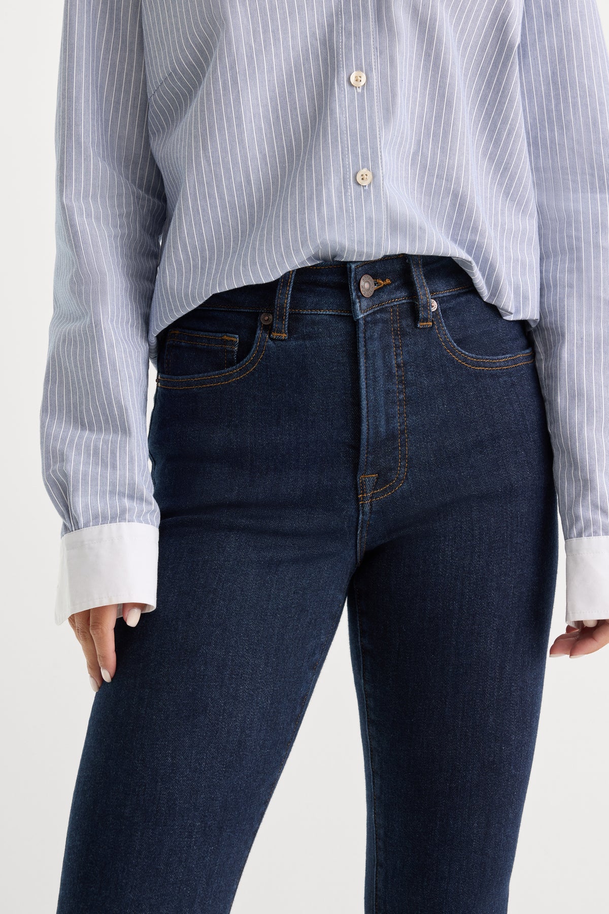 GOOD LEGS FLARE JEANS | INDIGO1153-3 | GOOD AMERICAN | MODEL_A