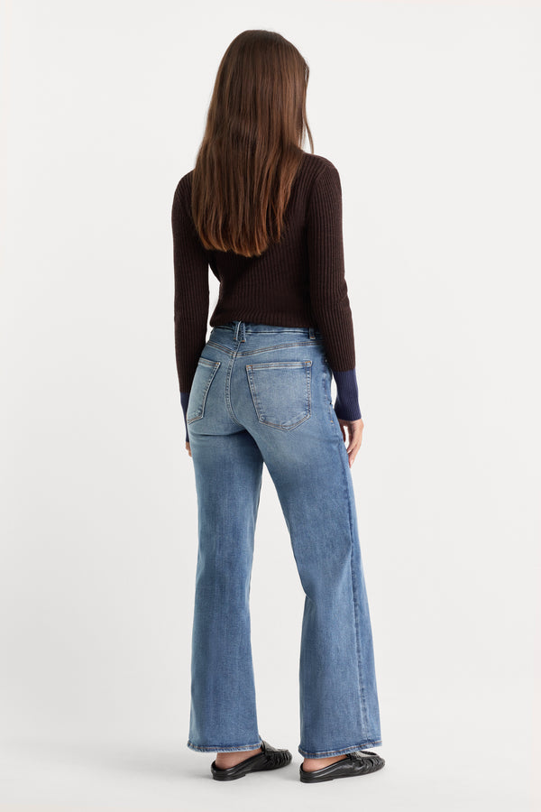 ALWAYS FITS PETITE SLIM PALAZZO JEANS | TAWNY-6 | GOOD AMERICAN | MODEL_A