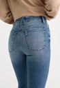 ALWAYS FITS GOOD LEGS FLARE JEANS | INDIGO1071-6 | GOOD AMERICAN | MODEL