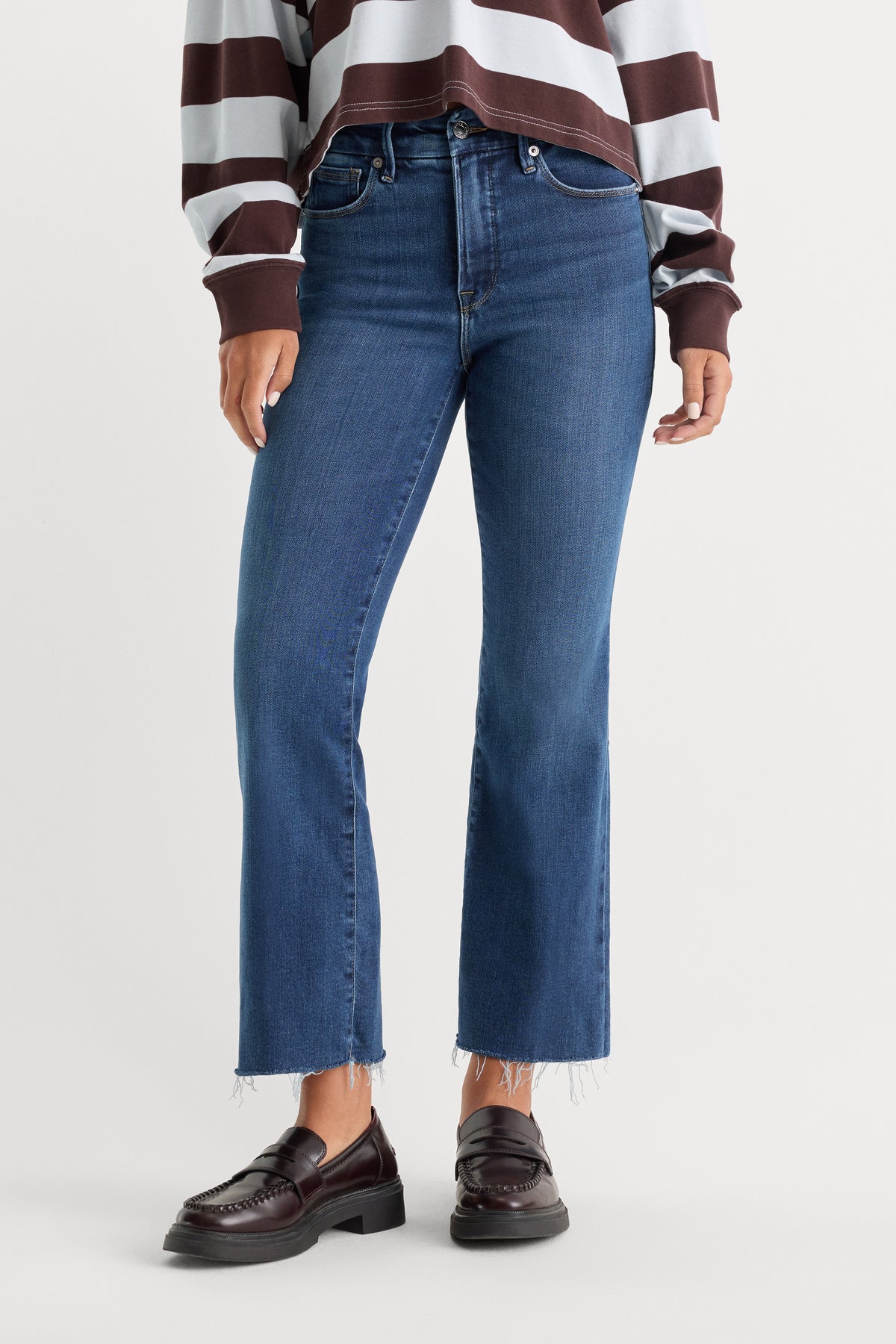 SOFT TECH GOOD LEGS CROPPED MINI BOOT JEANS|INDIGO818-2 | GOOD AMERICAN | MODEL_A