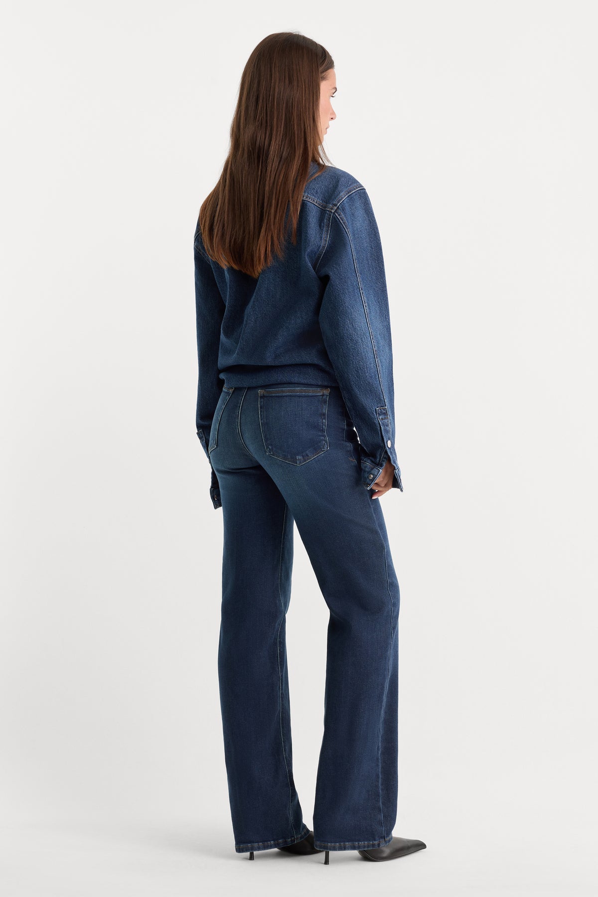 SOFT TECH GOOD TRUE STRAIGHT JEANS|INDIGO572-6 | GOOD AMERICAN | MODEL_A